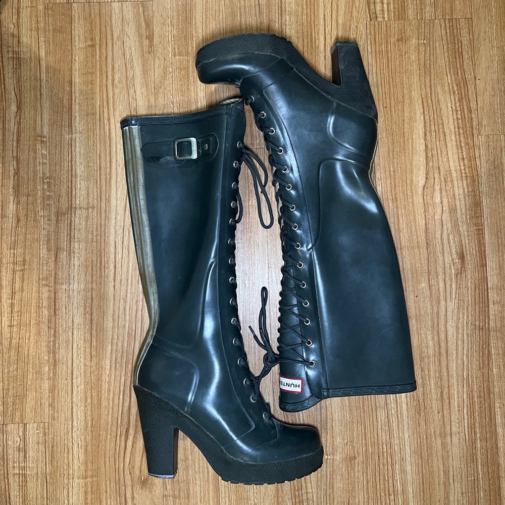 Lace up heeled Hunter Rainboots